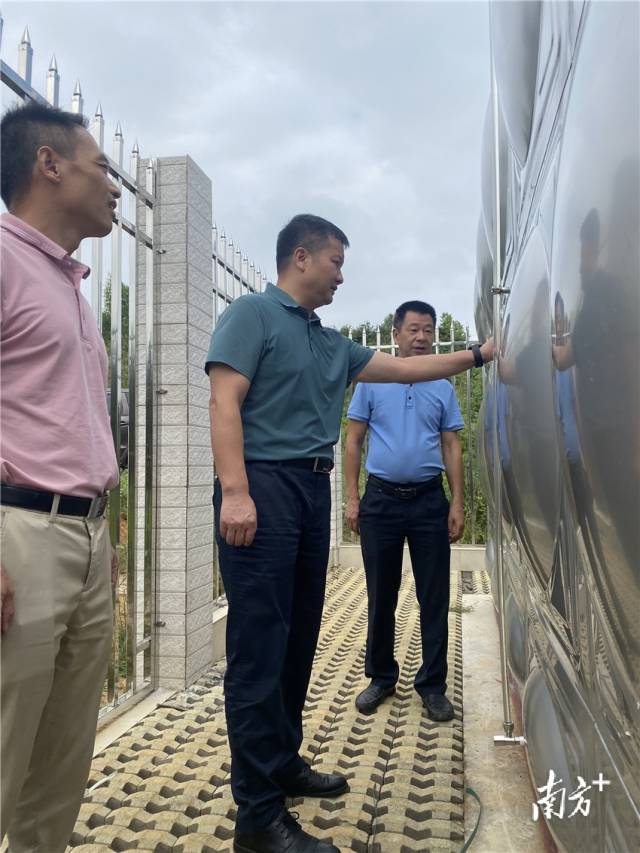 查看農(nóng)村集中供水提質(zhì)提標(biāo)工程建設(shè)情況。